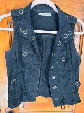 Maurices Small Cotton Vest